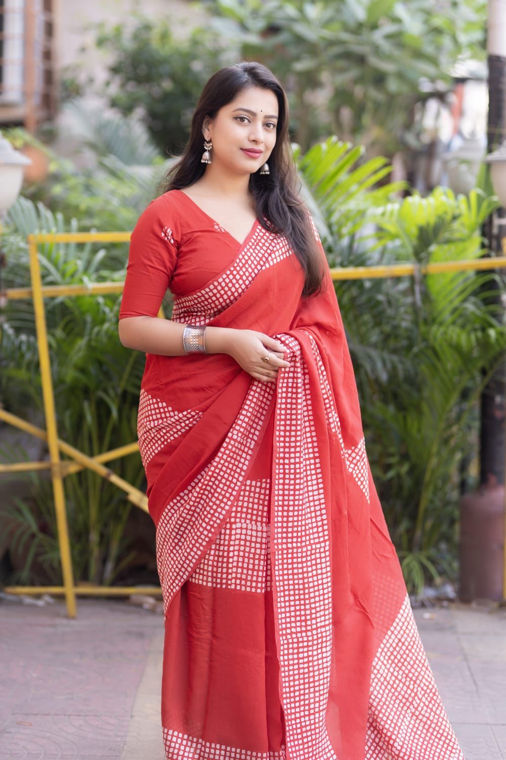 Pure Chanderi Cotton Saree with Traditional Batik Print & Matching Blouse – Lightweight Ethnic Wear | Swaraas.in