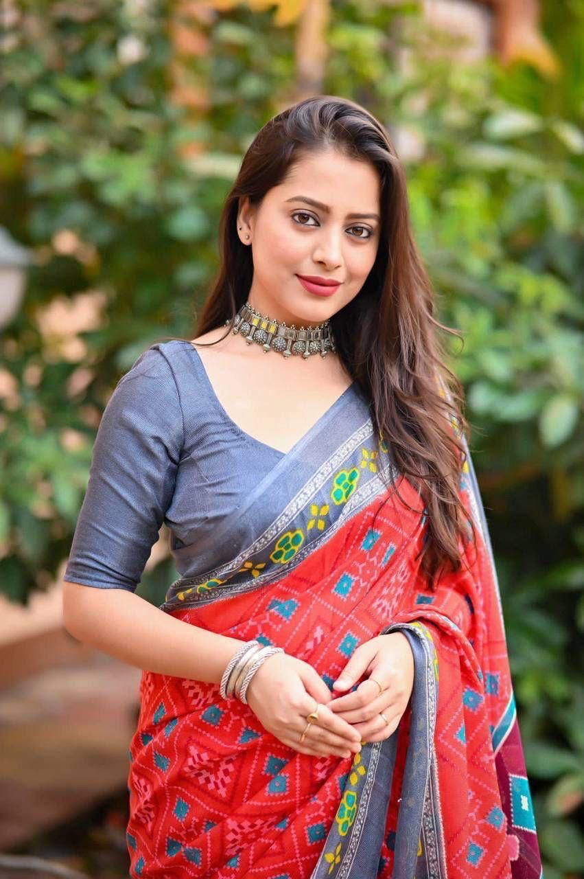 Soft Jute Silk Printed Saree with Matching Blouse Piece