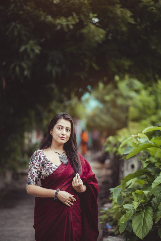 Elegant Soft Linen Saree in Dark Shade with Cotton Tassels & Self-Tilak Woven Crepe Silk Blouse | Swaraas.in