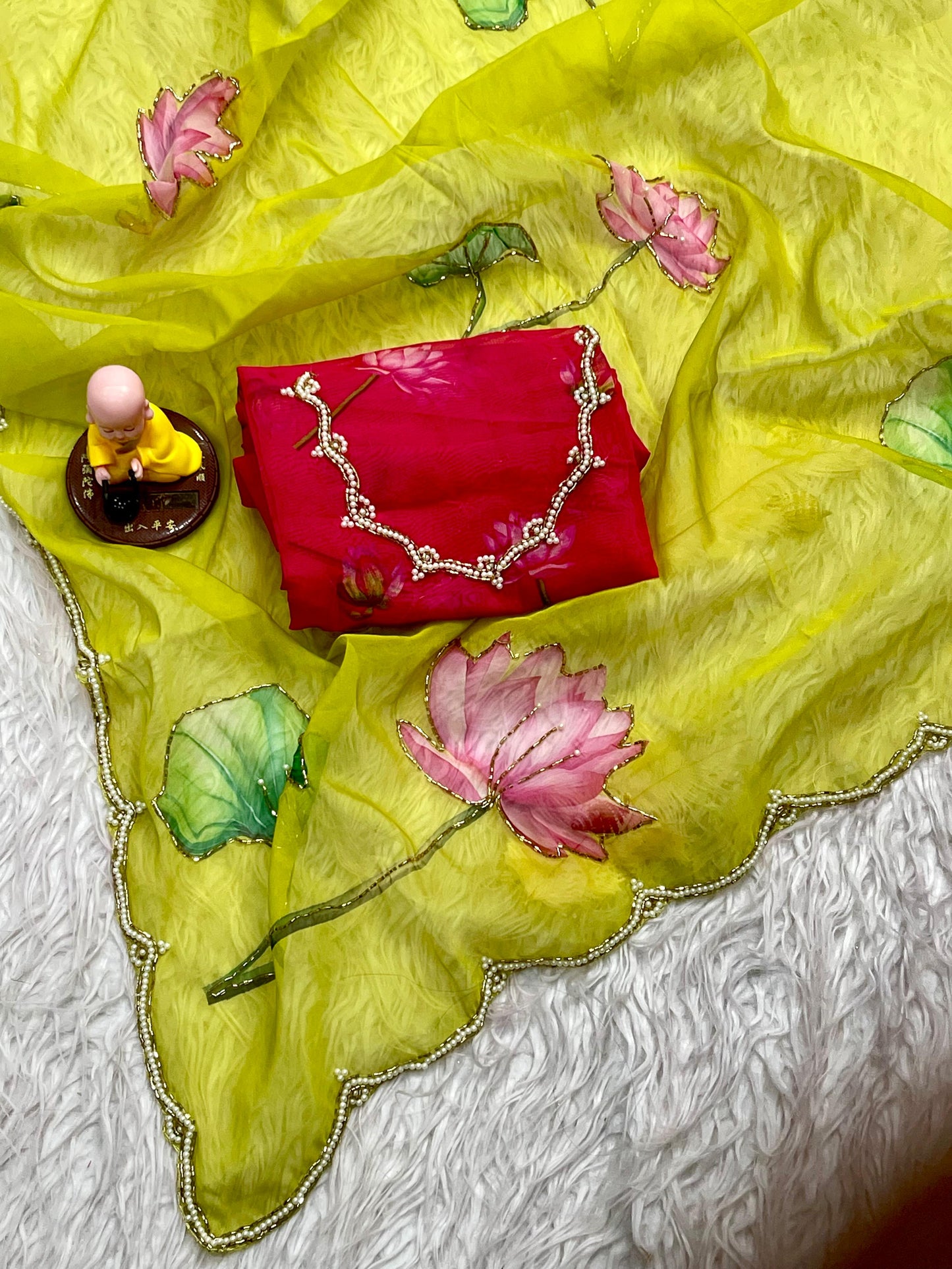 Elegant Tabby Organza Saree with Digital Print & Intricate Khatli Embroidery – 5.5 Meters with Designer Blouse