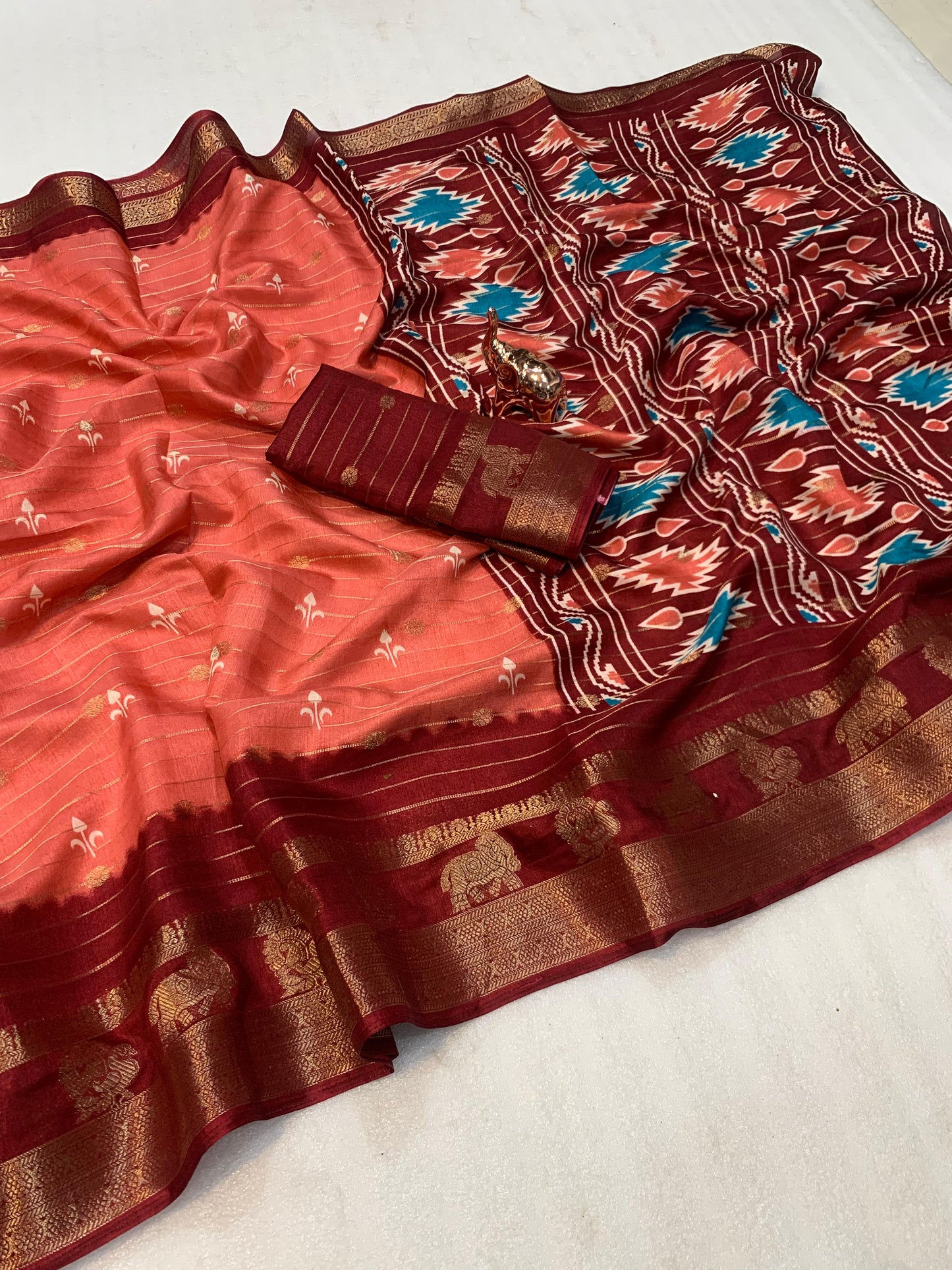 Ikkat Printed Heavy Cotton Silk Saree with Woven Border & Butti Print Blouse – 6.3m Traditional Drape