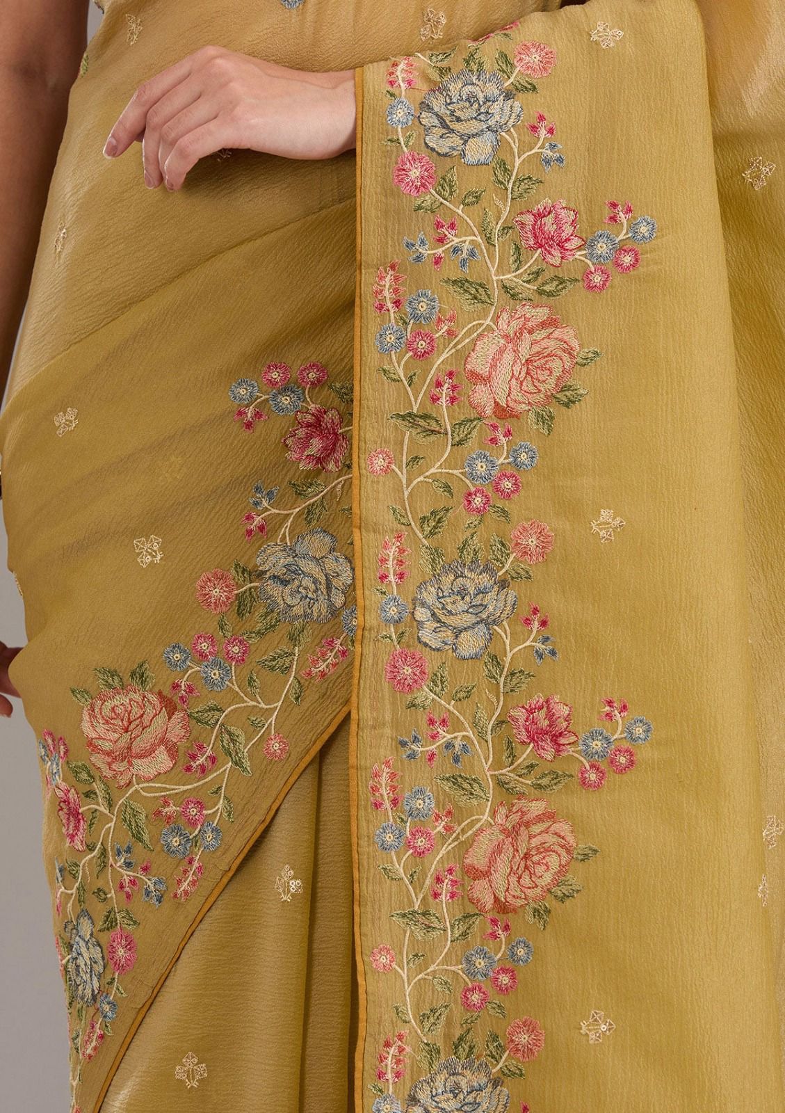 Soft Crunchy Chiffon Saree with Multi-Thread Embroidery & Piping Lace Border – With Embroidered Satin Blouse