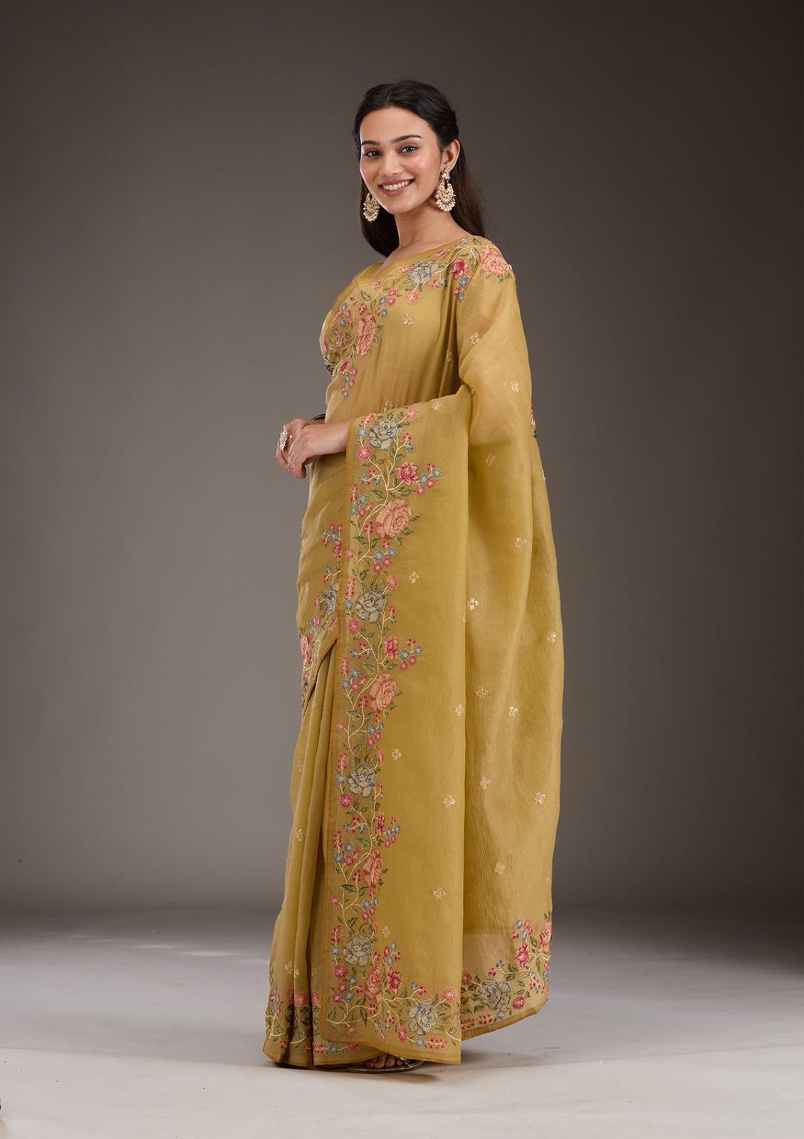 Soft Crunchy Chiffon Saree with Multi-Thread Embroidery & Piping Lace Border – With Embroidered Satin Blouse