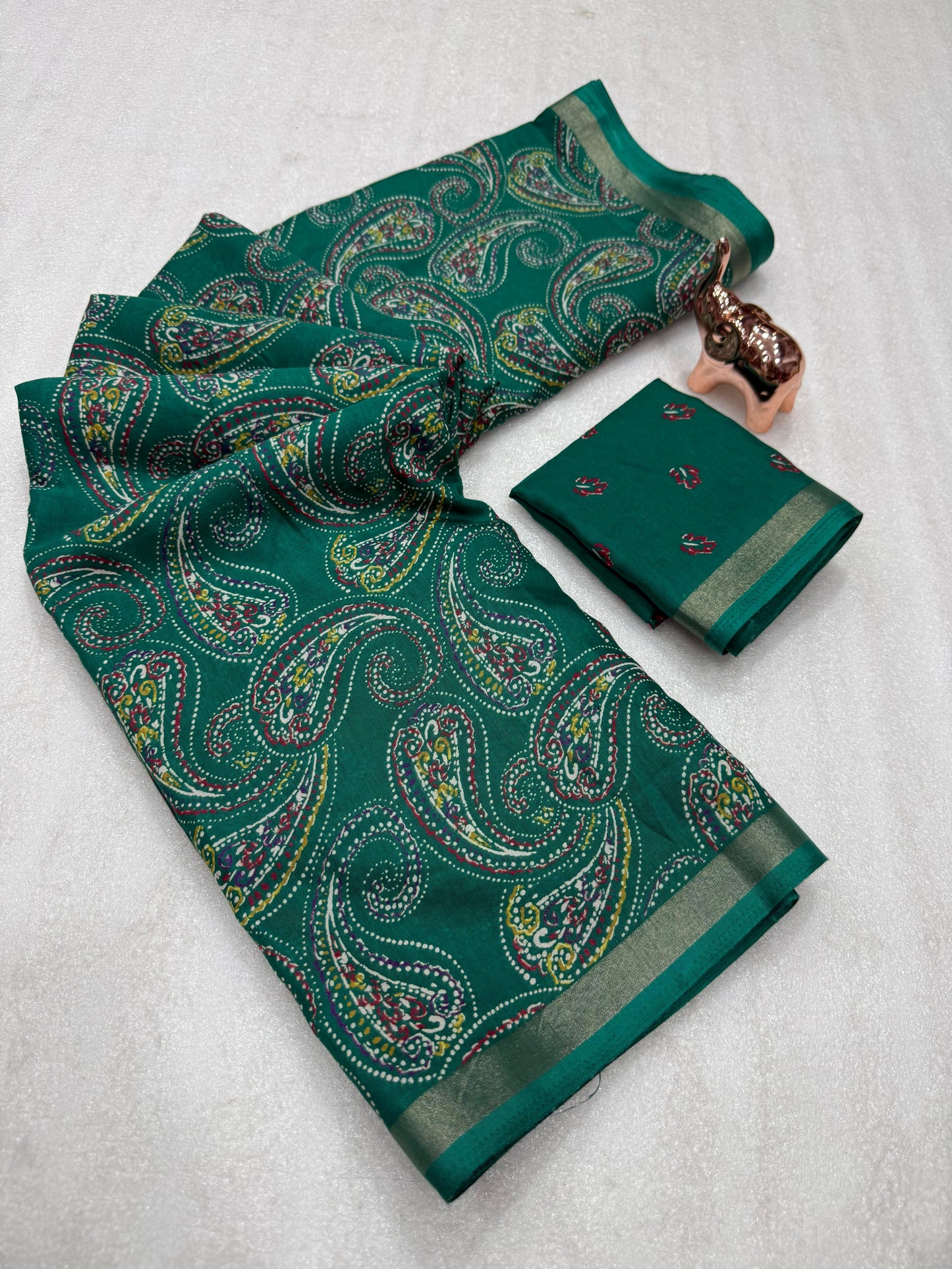 Heavy mul base cotton silk saree with beautiful kalamkari printed and golden zari patti border