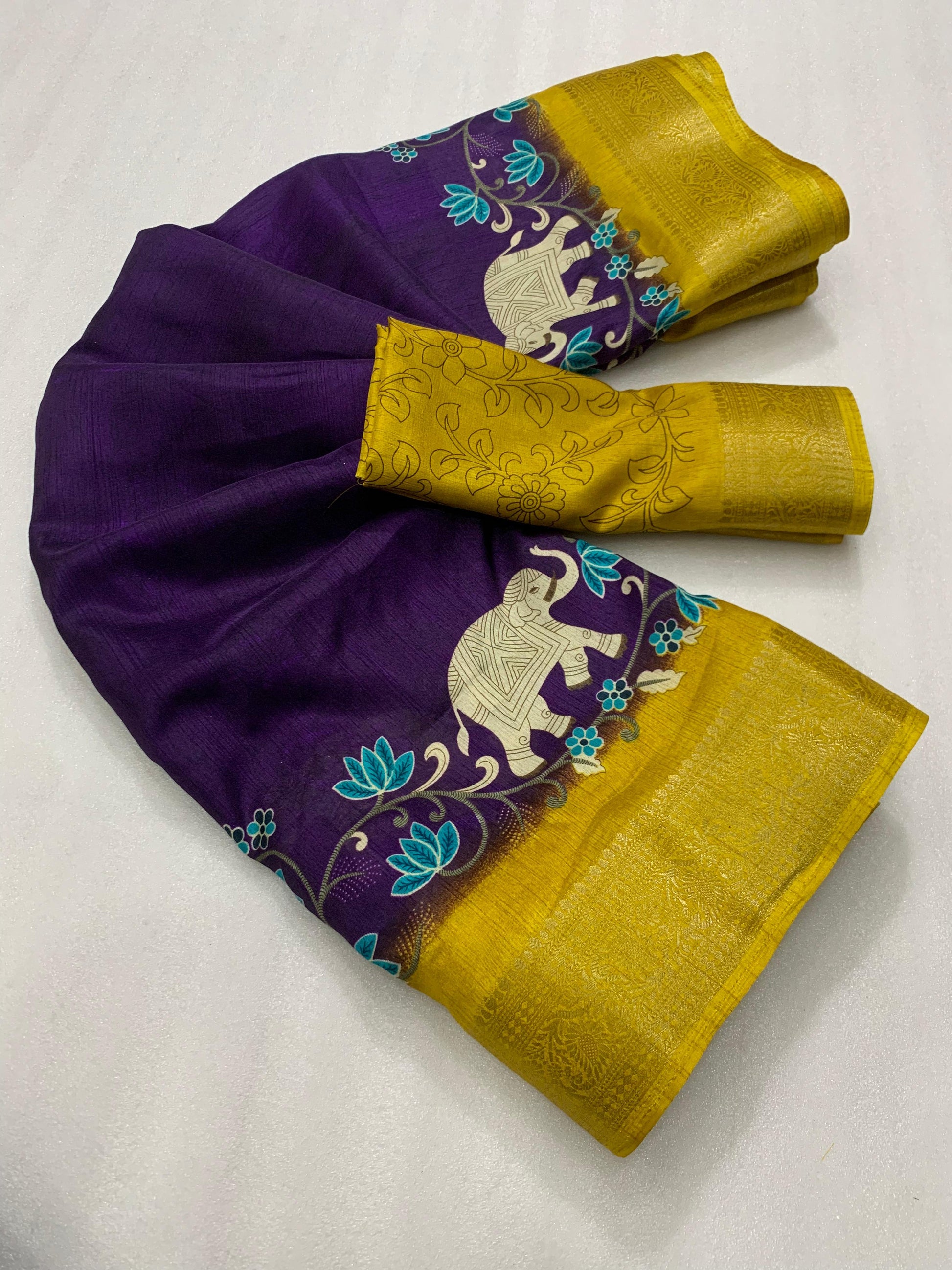 Soft Heavy Dolla Silk Fabric With Mill Print And Beautiful Jaquard Weaving Border And Contrast Printed Blouse - Swaraas