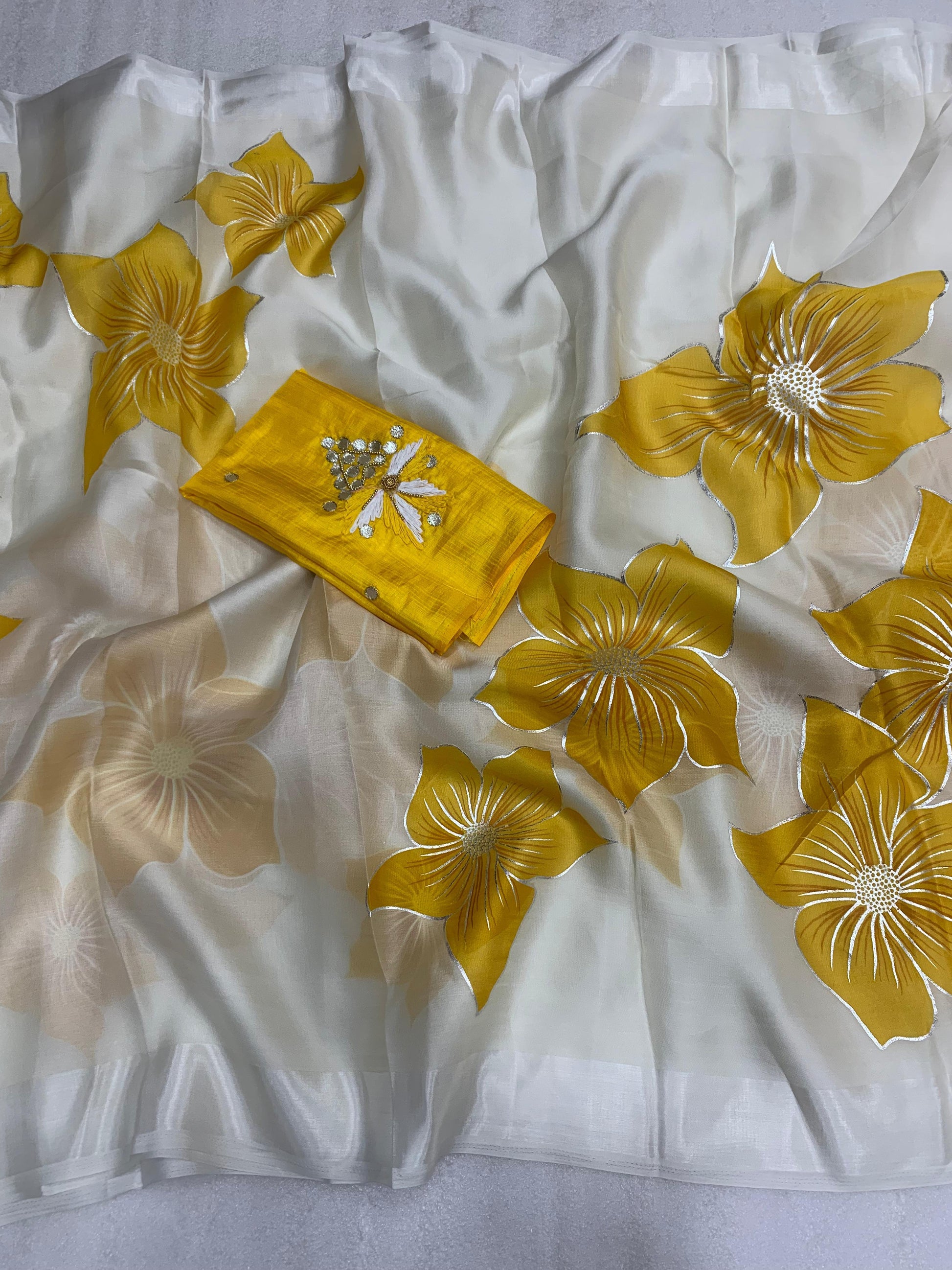 Pure Soft Organza Beautiful print with foil outline allover saree | SWARAAS | TANISHQ - Swaraas