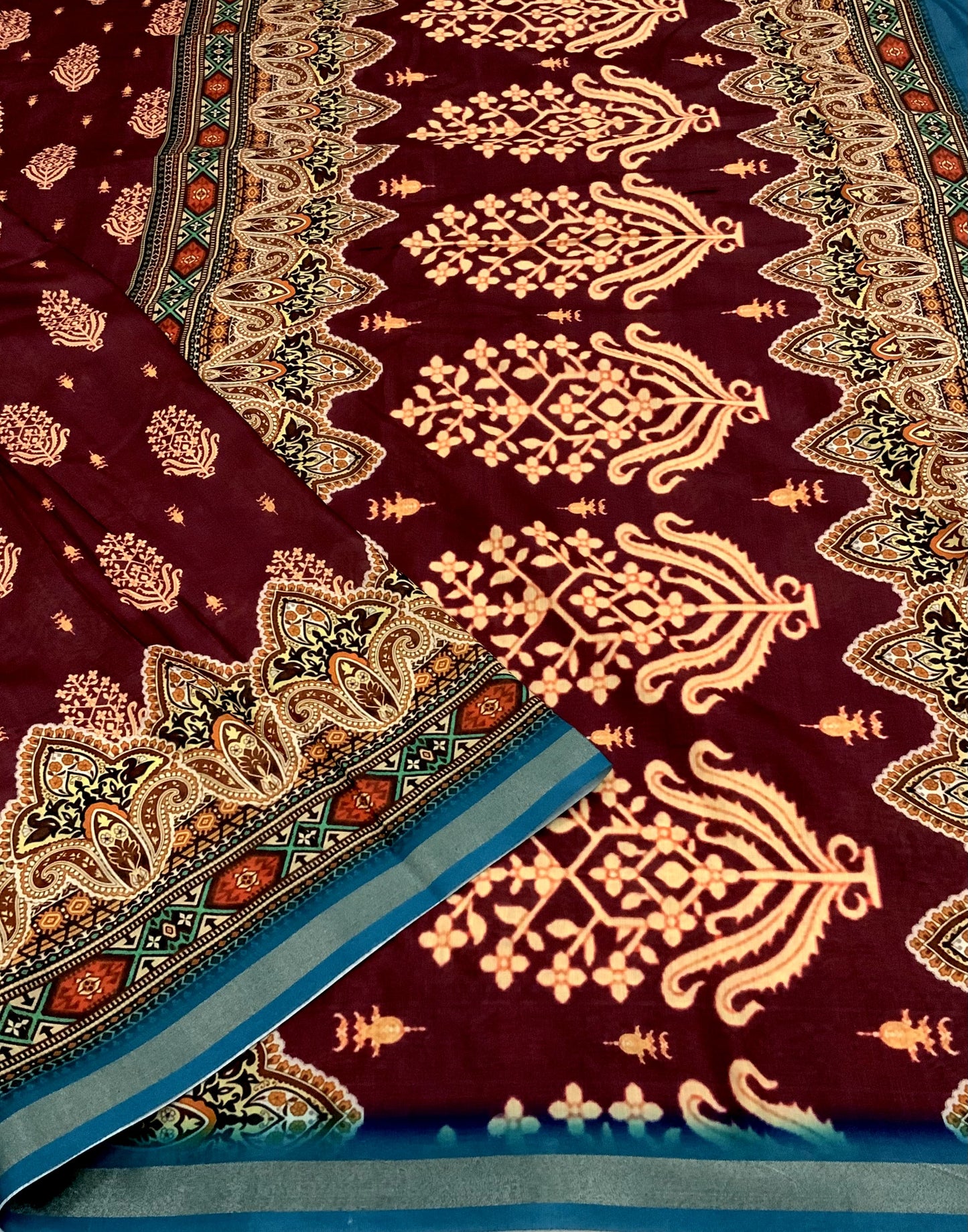 Pure Cotton Ajrakh Print Saree with Traditional Handcrafted Design – Soft & Breathable Ethnic Wear | Swaraas.in