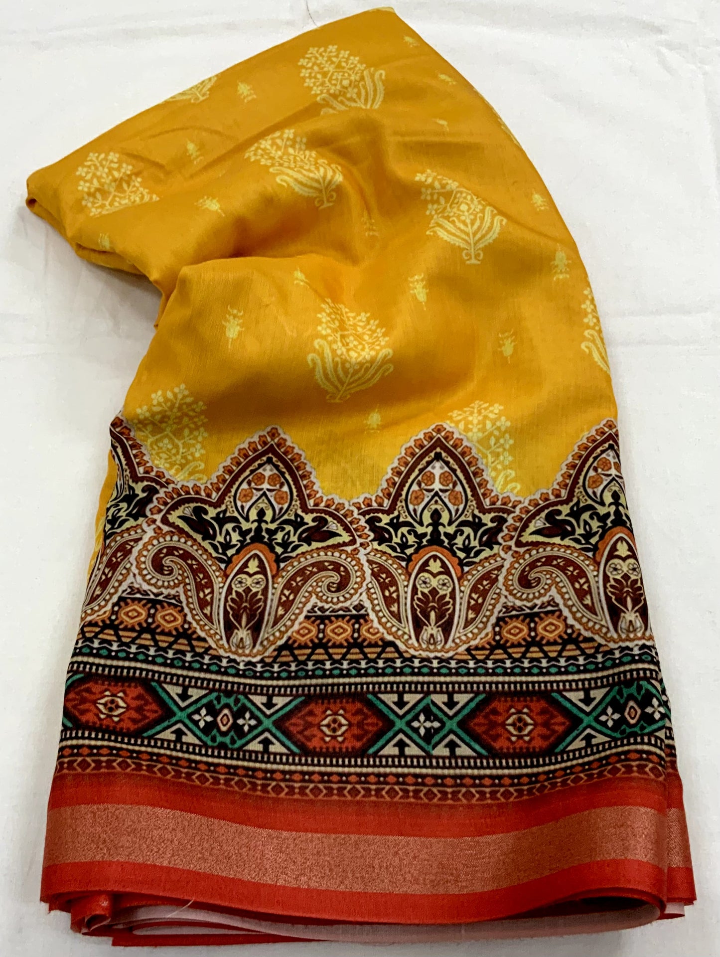 Pure Cotton Ajrakh Print Saree with Traditional Handcrafted Design – Soft & Breathable Ethnic Wear | Swaraas.in