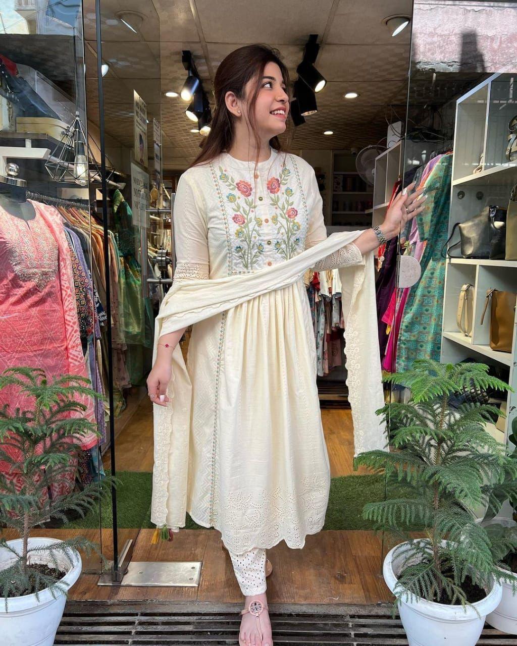 PANCHI | Cotton chikankari embroidered kurta with pants and stall dupatta will make you look the best - Swaraas