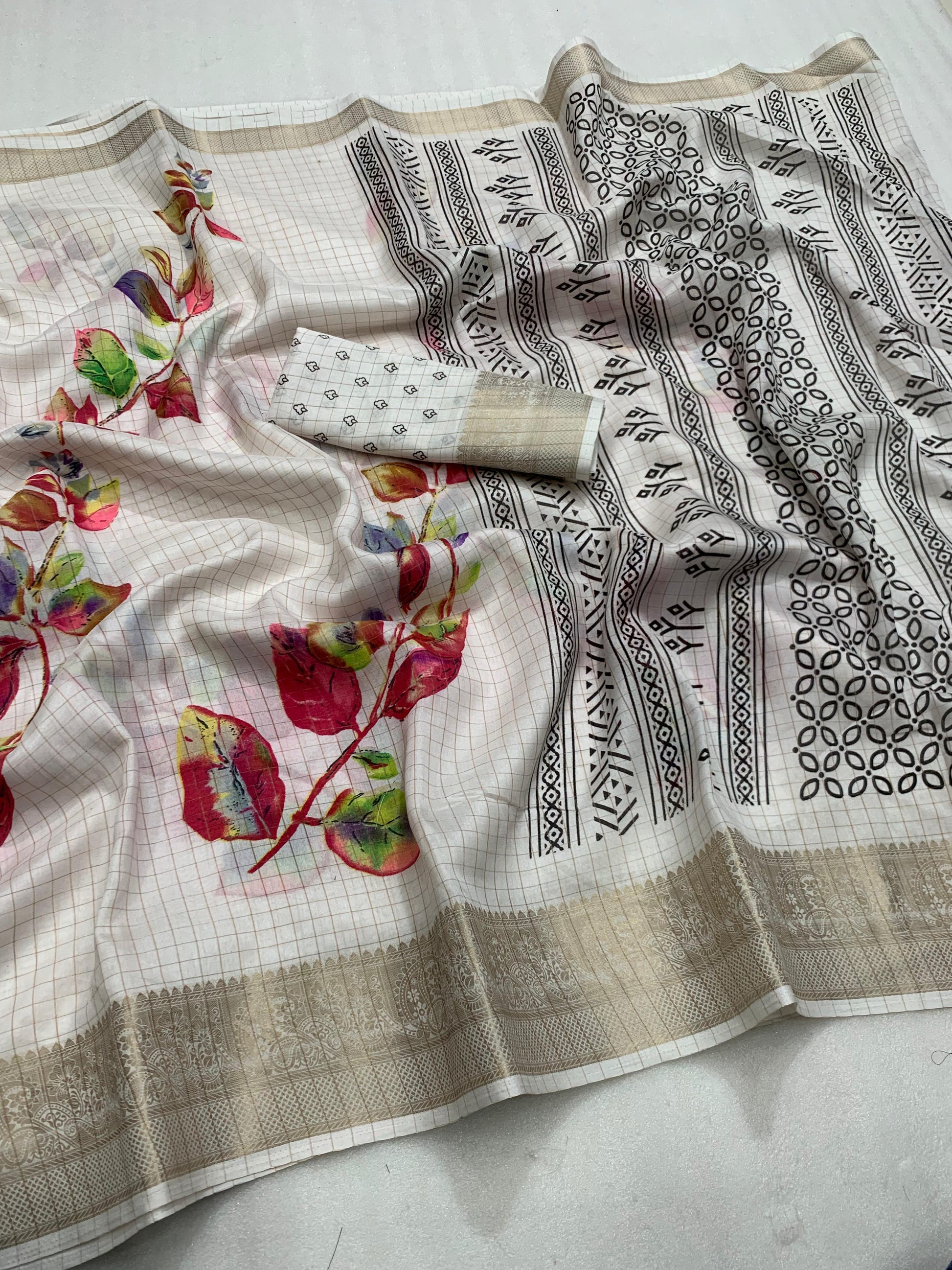 Designer hand printed saree with zari weaving checks and boder - Swaraas