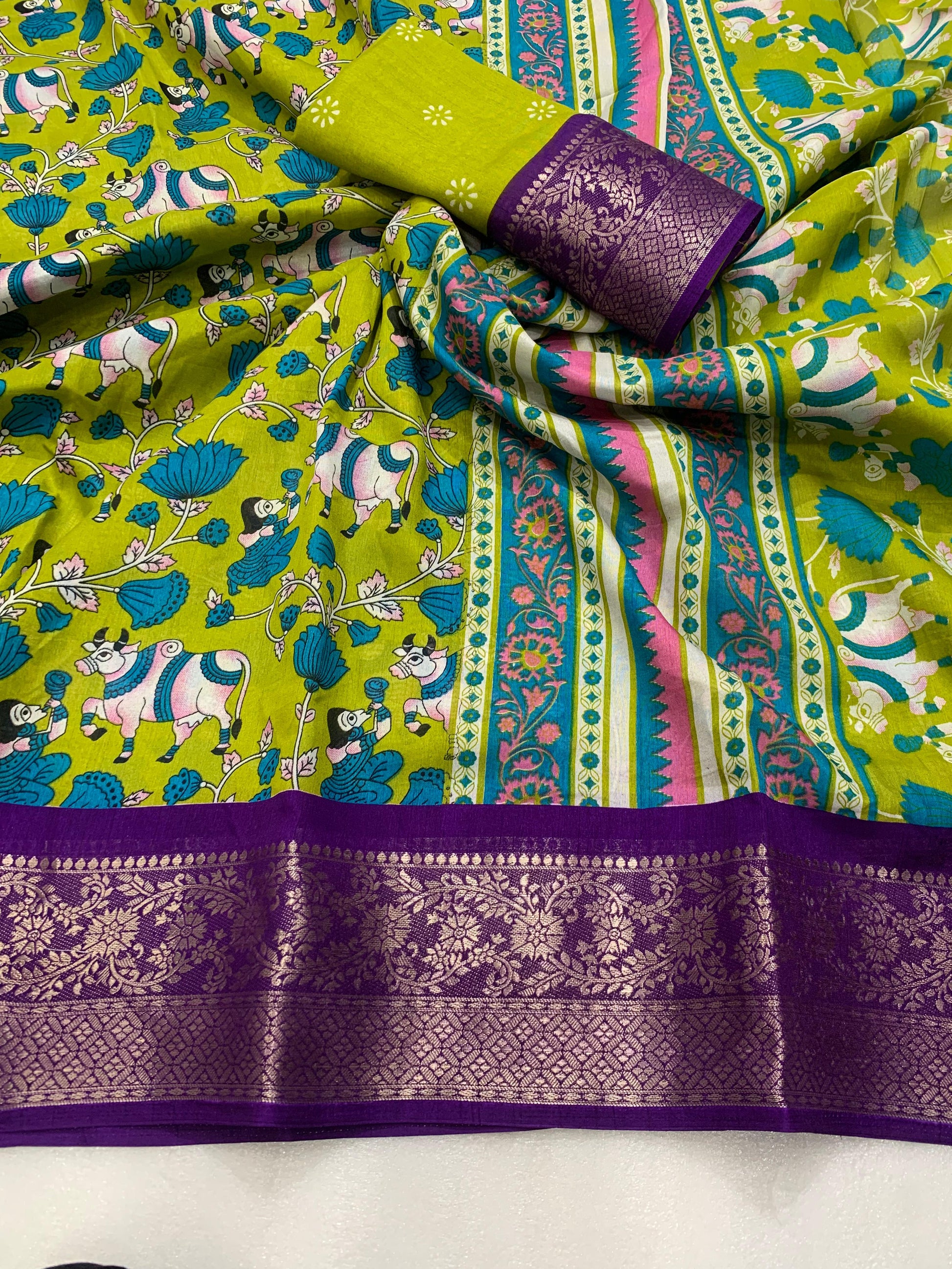 Soft Heavy Dolla Silk Fabric saree - Swaraas