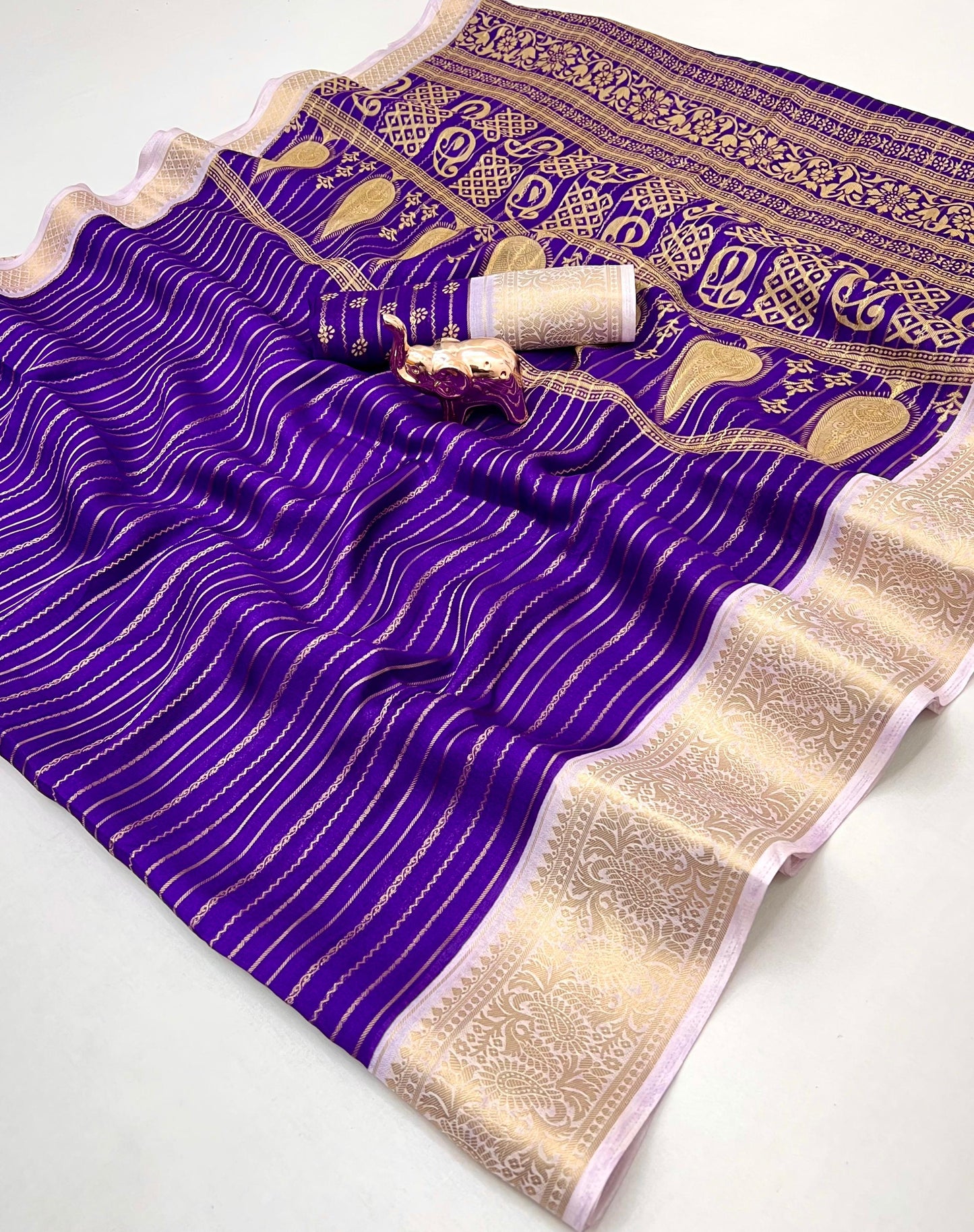 Premium Georgette All Over Weaving Saree with Rich Jacquard Border & Batik Print Blouse