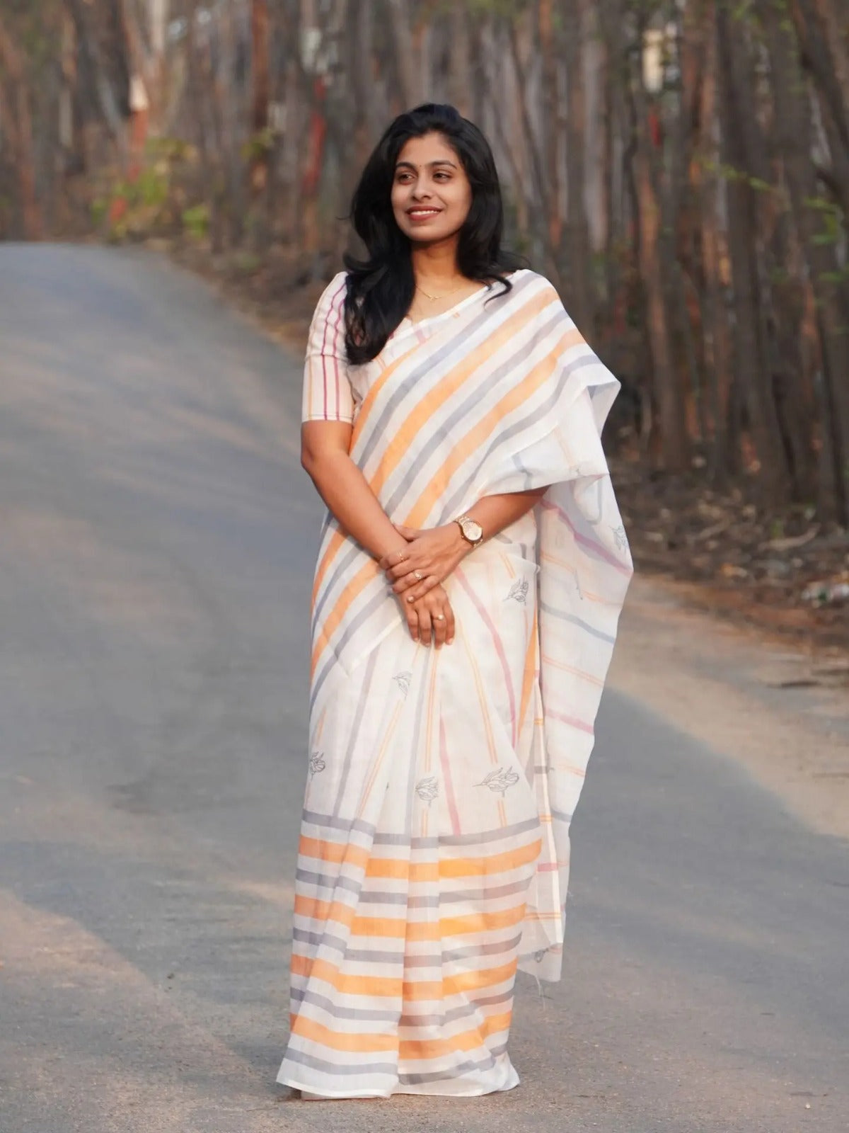 Elegant Digital Print Linen Saree with Blouse – 6.3 Mtr (Single Colour Catalog)