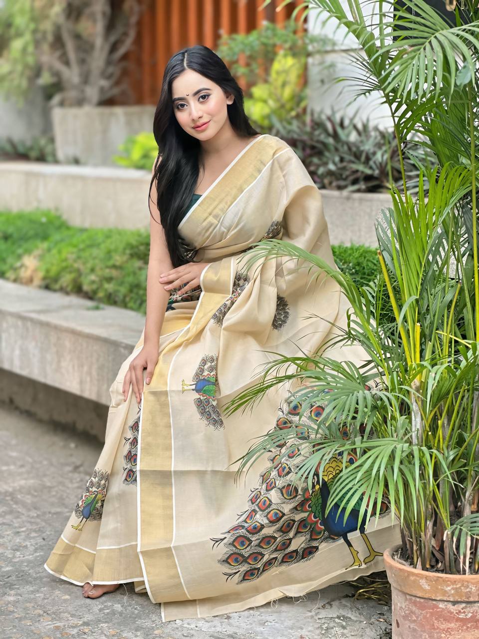 New south super hit peacock Design saree - Swaraas