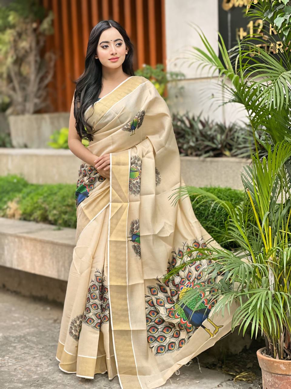 New south super hit peacock Design saree - Swaraas