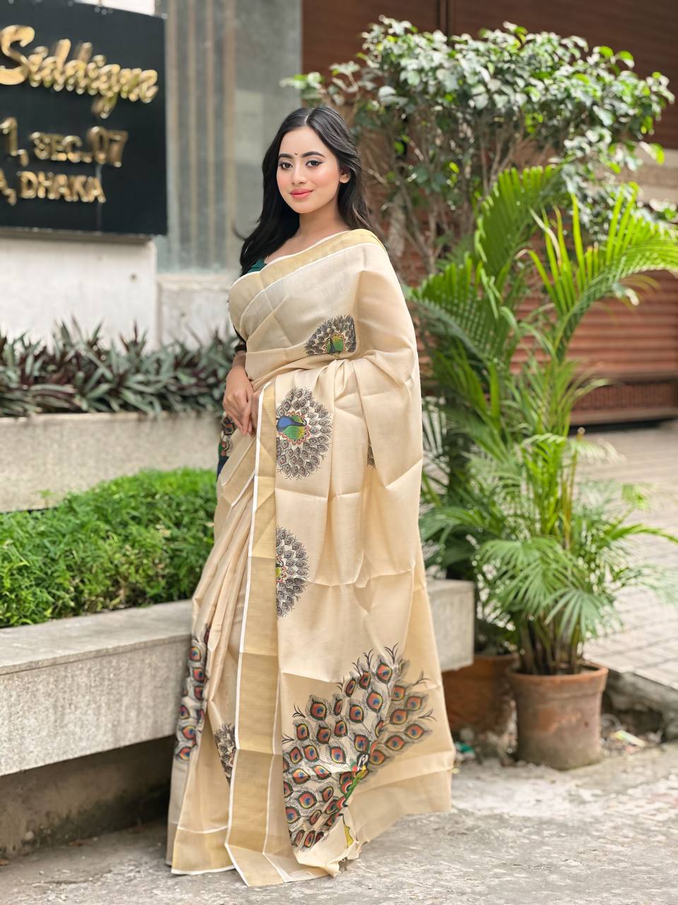 New south super hit peacock Design saree - Swaraas