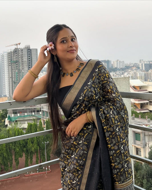 Soft Dola Silk Kalamkari Saree with Worli Print & Sequin Border | Printed Blouse – Swaraas