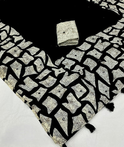 Black white batik linen saree - folded with blouse piece