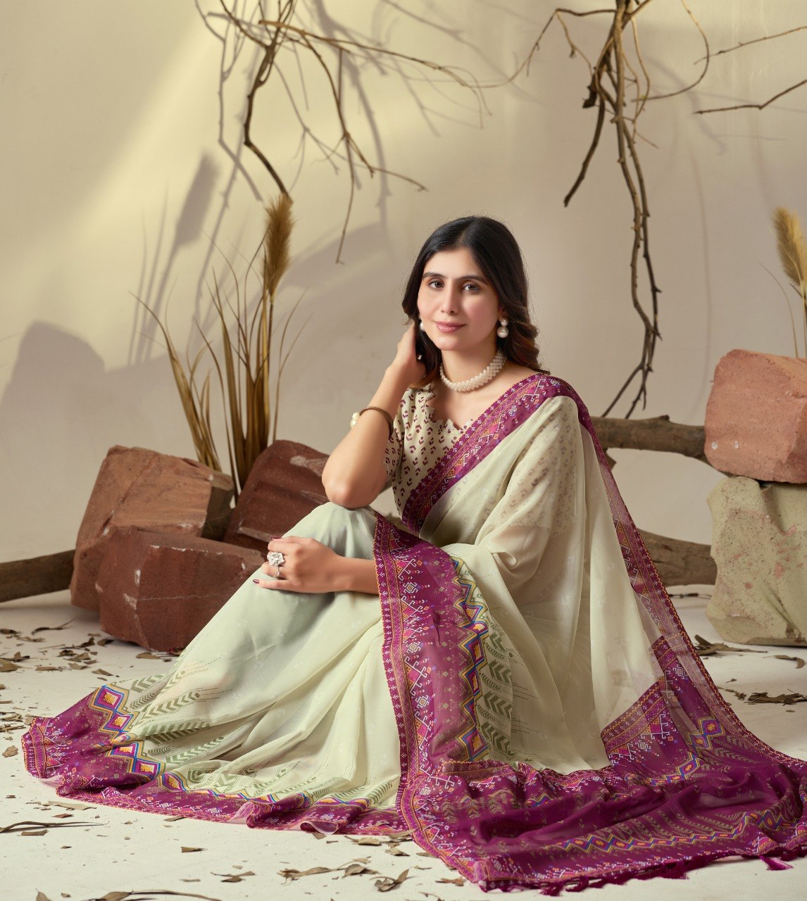 Ivory Cream Georgette Saree with Magenta Geometric Border, Tasselled Pallu and Running Blouse for Festive Wear