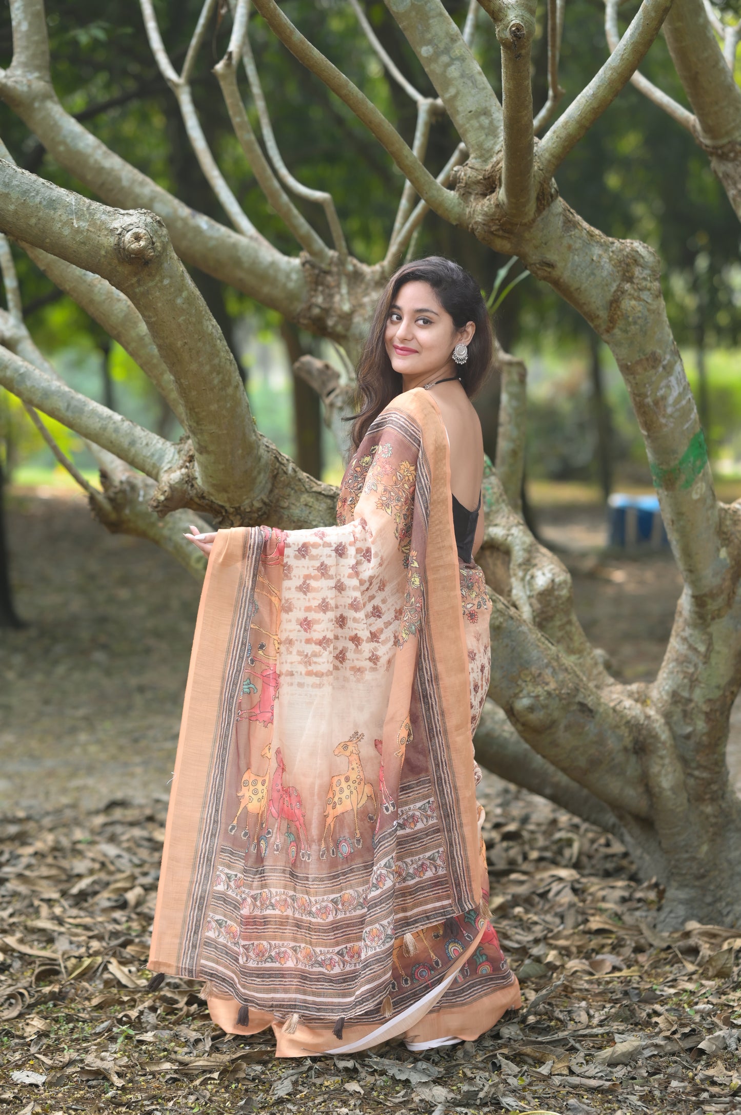 Classy Linen Cotton Aari work Saree, running blouse and Cotton Tassels
