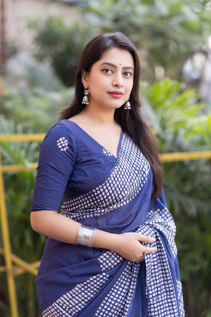 Pure Chanderi Cotton Saree with Traditional Batik Print & Matching Blouse – Lightweight Ethnic Wear | Swaraas.in