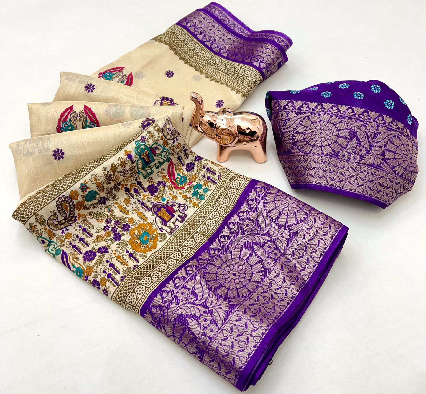 pure benny cotton saree with jacquard border.