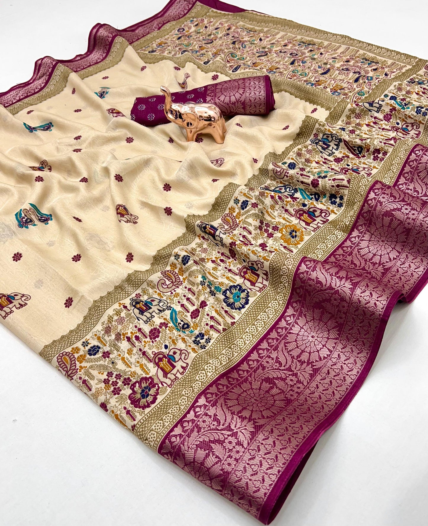 pure benny cotton saree with jacquard border.