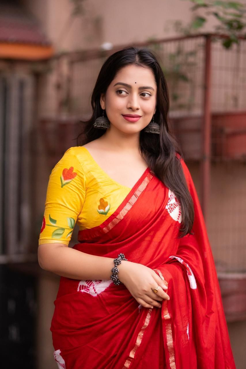Pure Chanderi Cotton Saree with Batik Butta, Hand-Painted Pallu & Zari Woven Border