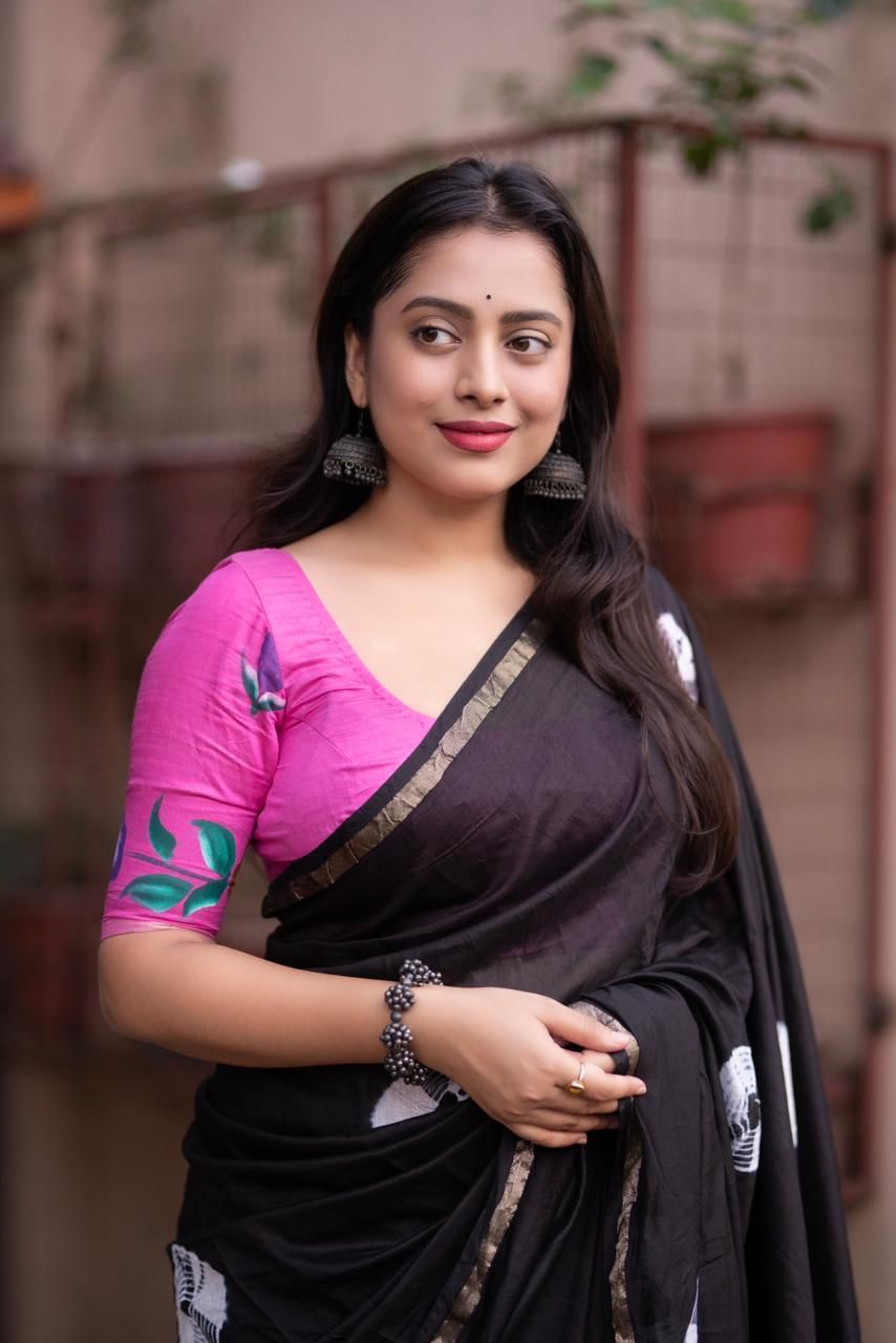 Pure Chanderi Cotton Saree with Batik Butta, Hand-Painted Pallu & Zari Woven Border