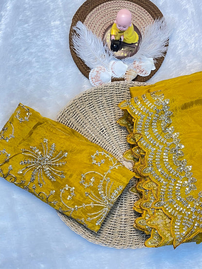 Alexa Gold Crush Silk Saree with Multi-Thread Embroidery & Arco Border – 5.5 Meters with Sequin Blouse