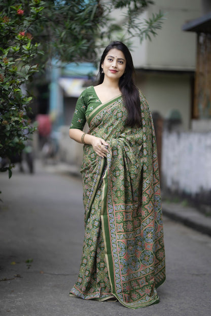 Ajrakh Print Soft Cotton-Feel Saree with blouse – 6.3 Meters
