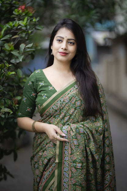 Ajrakh Print Soft Cotton-Feel Saree with blouse – 6.3 Meters