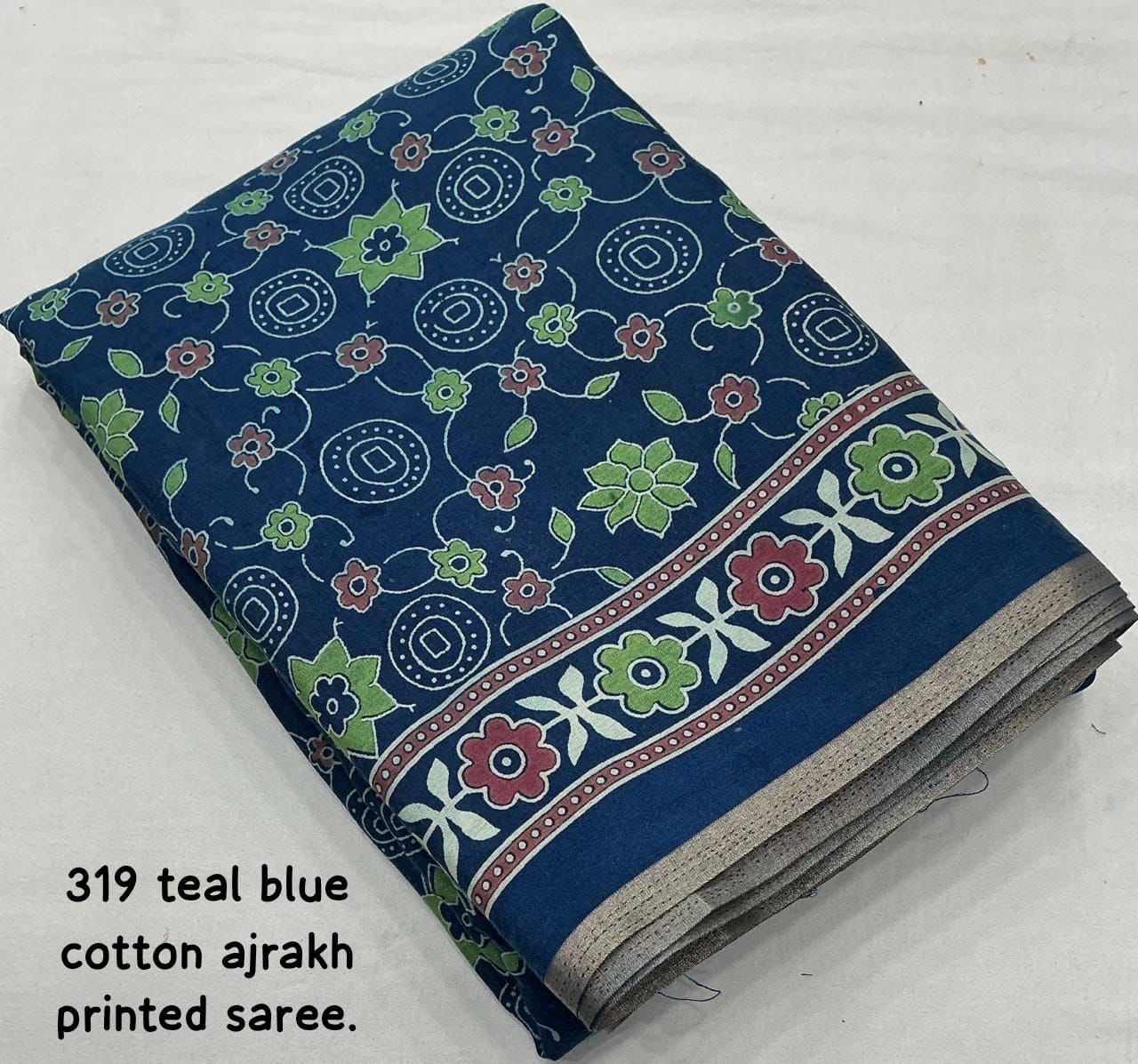 Ajrakh Print Soft Cotton-Feel Saree with blouse – 6.3 Meters
