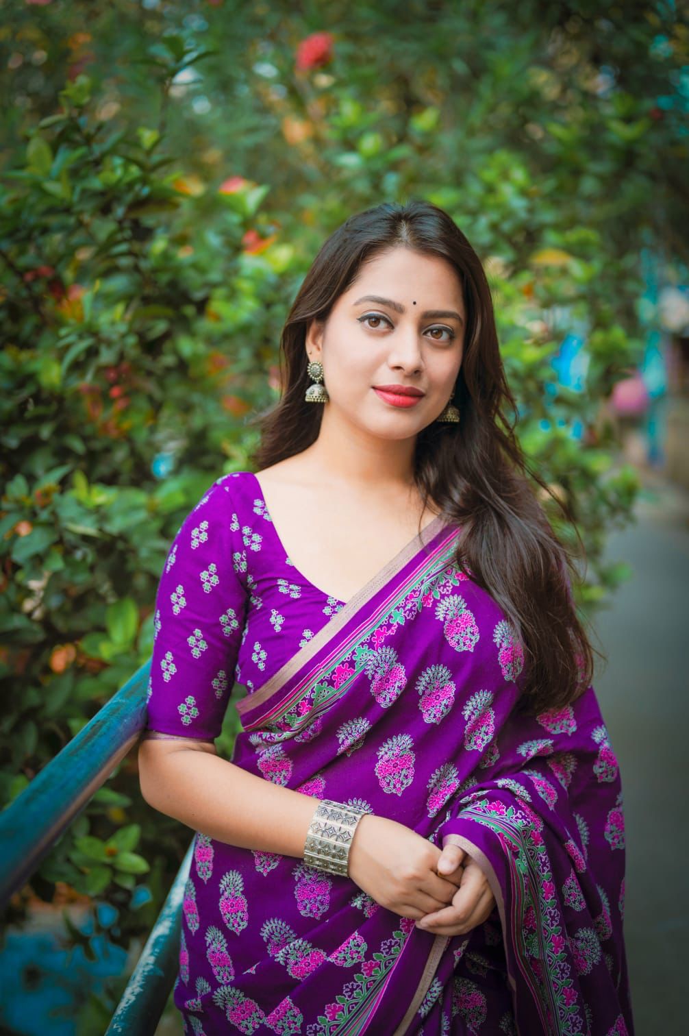 Ajrakh Print Soft Cotton-Feel Saree with blouse – 6.3 Meters
