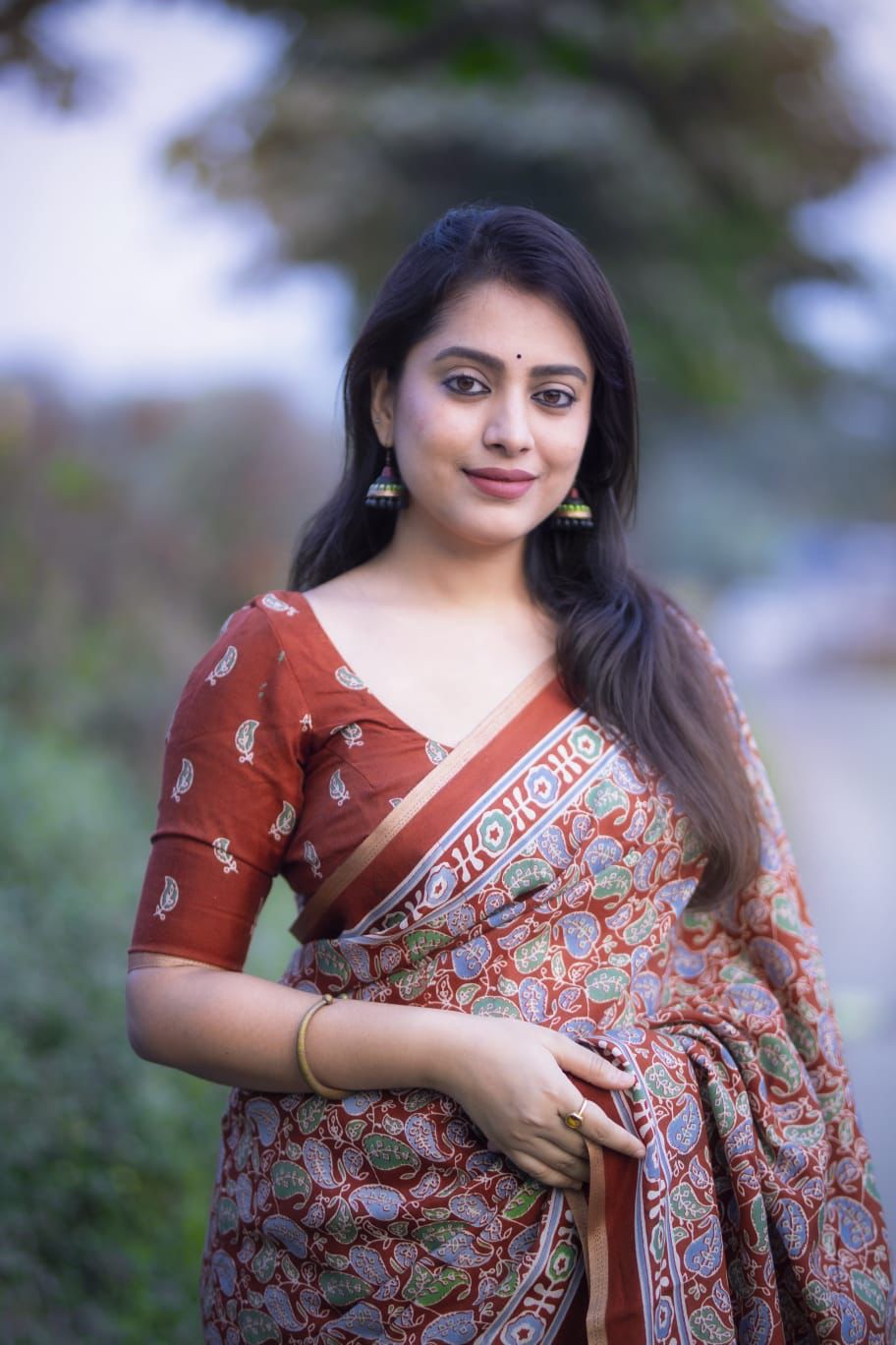 Ajrakh Print Soft Cotton-Feel Saree with blouse – 6.3 Meters