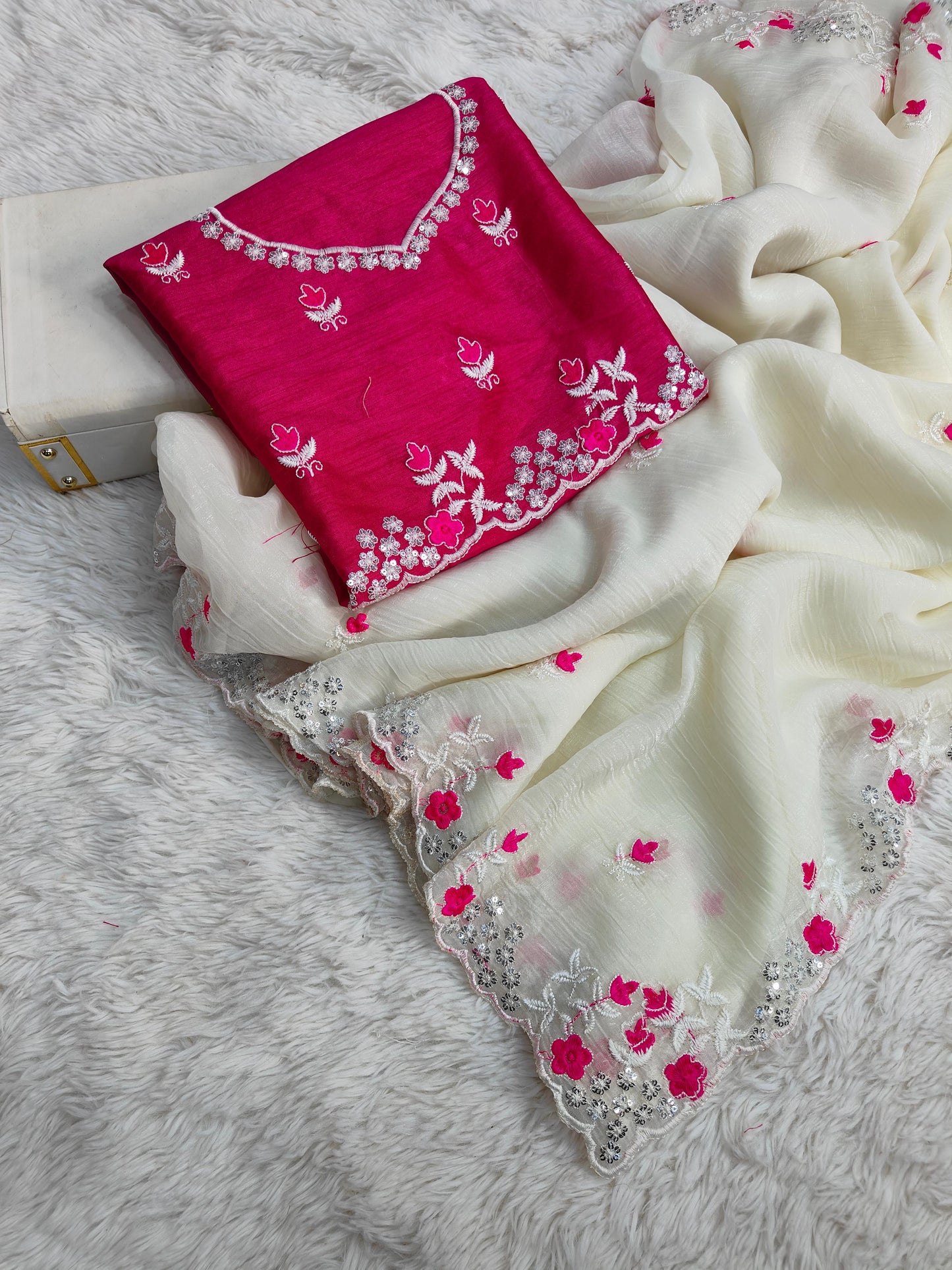 Sarita Sarees – Pure Crunchy Silk Saree with Multithread Embroidery & Arc Cut Border | Embroidered Banglory Silk Blouse