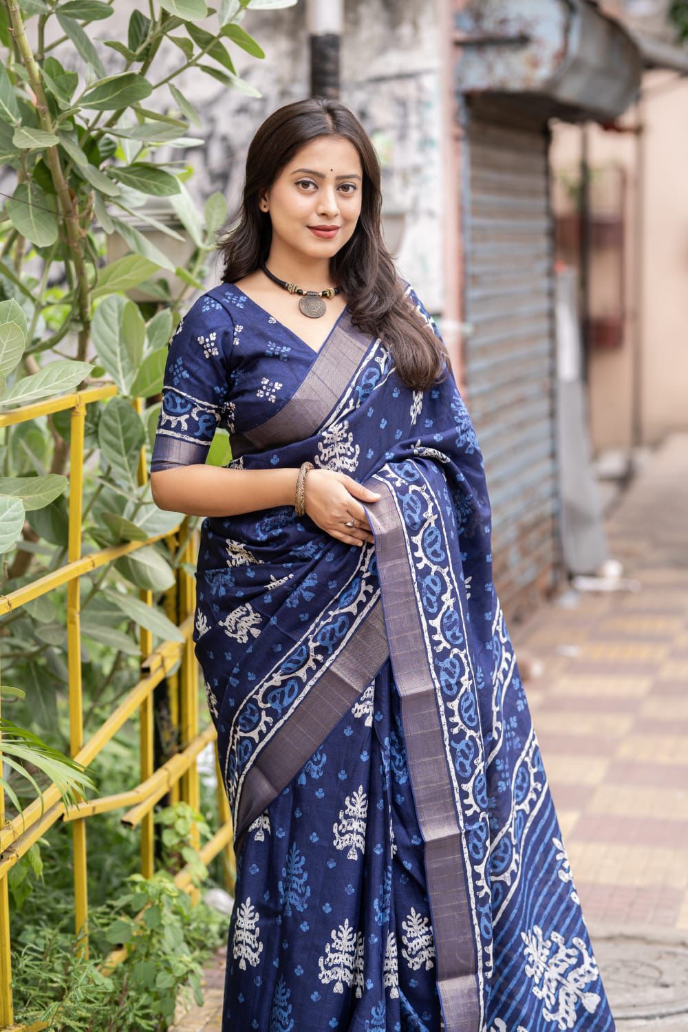Soft Silk Slub Saree with Batik Print Design | Ethnic Printed Saree with Matching Blouse – 6.3 Meters