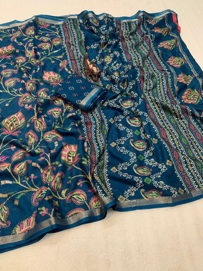Fabric : Heavy mul base cotton silk saree with beautiful kalamkari printed and golden zari patti border  Blouse : running butti printed👚