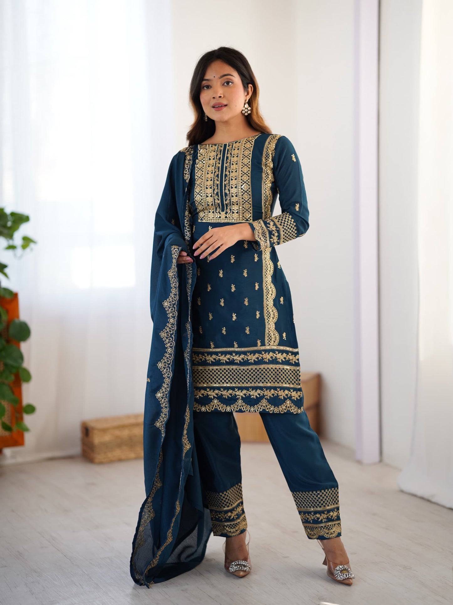 Sequins Chinnon Top-Pant Dupatta Set