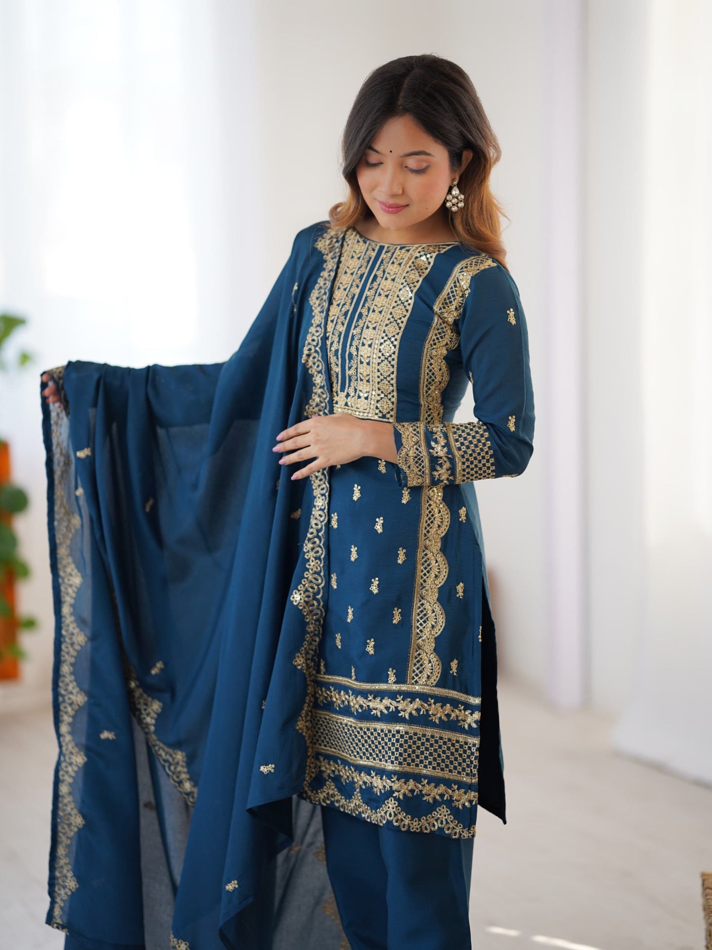 Sequins Chinnon Top-Pant Dupatta Set