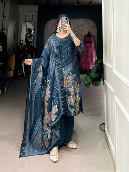 Beads meet blooms in this stunning salwar suit