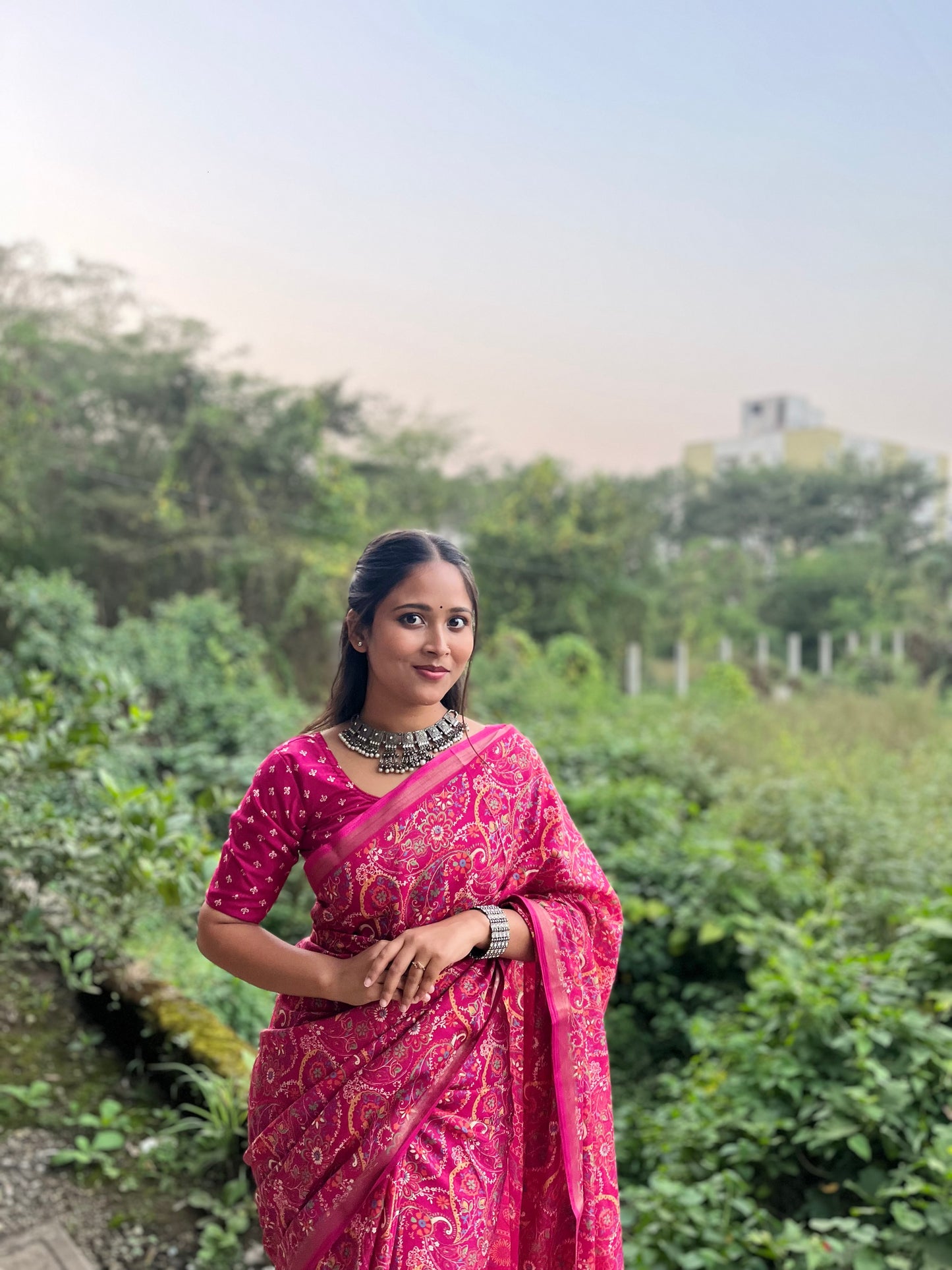 Heavy Mul Cotton Silk Bandhani Print Saree with Golden Zari Patti Border & Butti Print Blouse