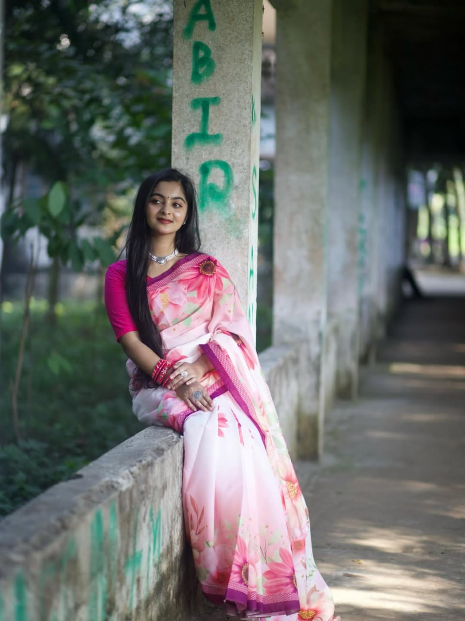 Blush Pink Floral Print Linen Saree with Magenta Border and Running Blouse Piece for Women, 6.3 Metres for Daily Wear