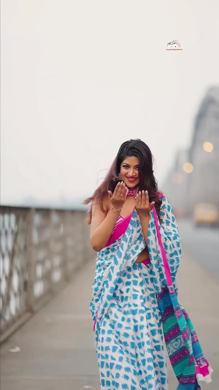 White and Turquoise Blue Linen Saree with Elephant Motifs, Pink Border and Running Blouse for Everyday Elegance