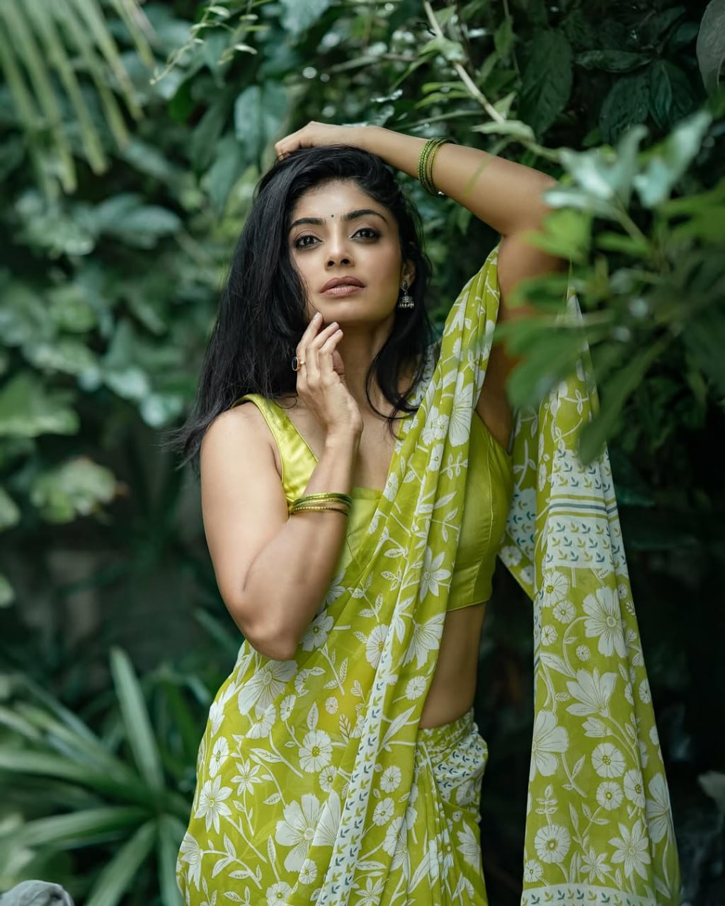 Lime Green Linen Saree with White Floral Print and Decorative Border, 6.3 Metres with Running Blouse for Daily Wear