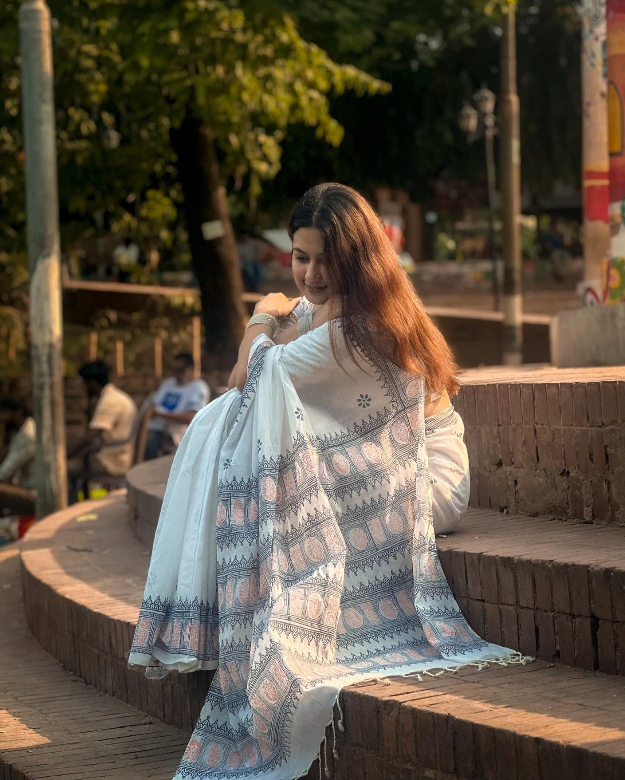 Elegant Digital Print Linen Saree with Blouse – 6.3 Mtr (Single Colour Catalog)