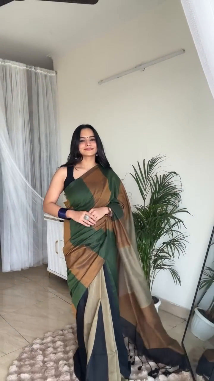 Elegant Digital Print Linen Saree with Blouse – 6.3 Mtr (Single Colour Catalog)