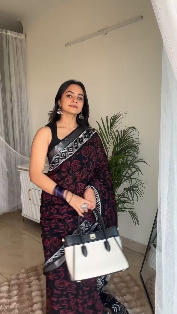 Elegant Digital Print Linen Saree with Silver Zari Border & Blouse – 6.3 Mtr (Single Colour Catalog)