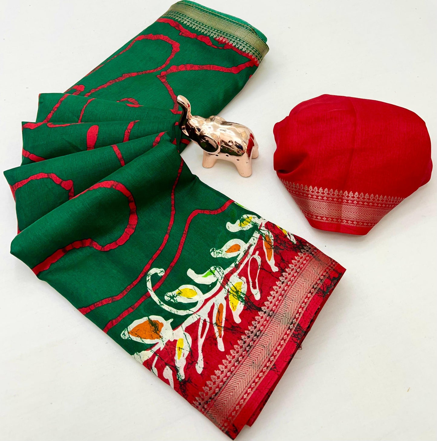 Soft poly silk Saree with Kalamkari Prints & Contrast Zari Border – With Running Blouse