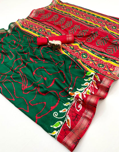Soft poly silk Saree with Kalamkari Prints & Contrast Zari Border – With Running Blouse